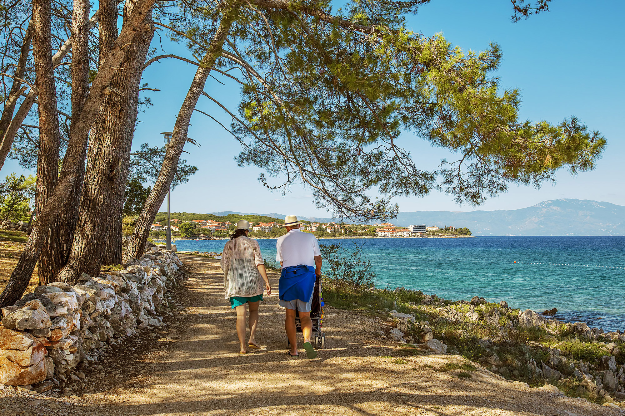 The coastal promenades Malinska