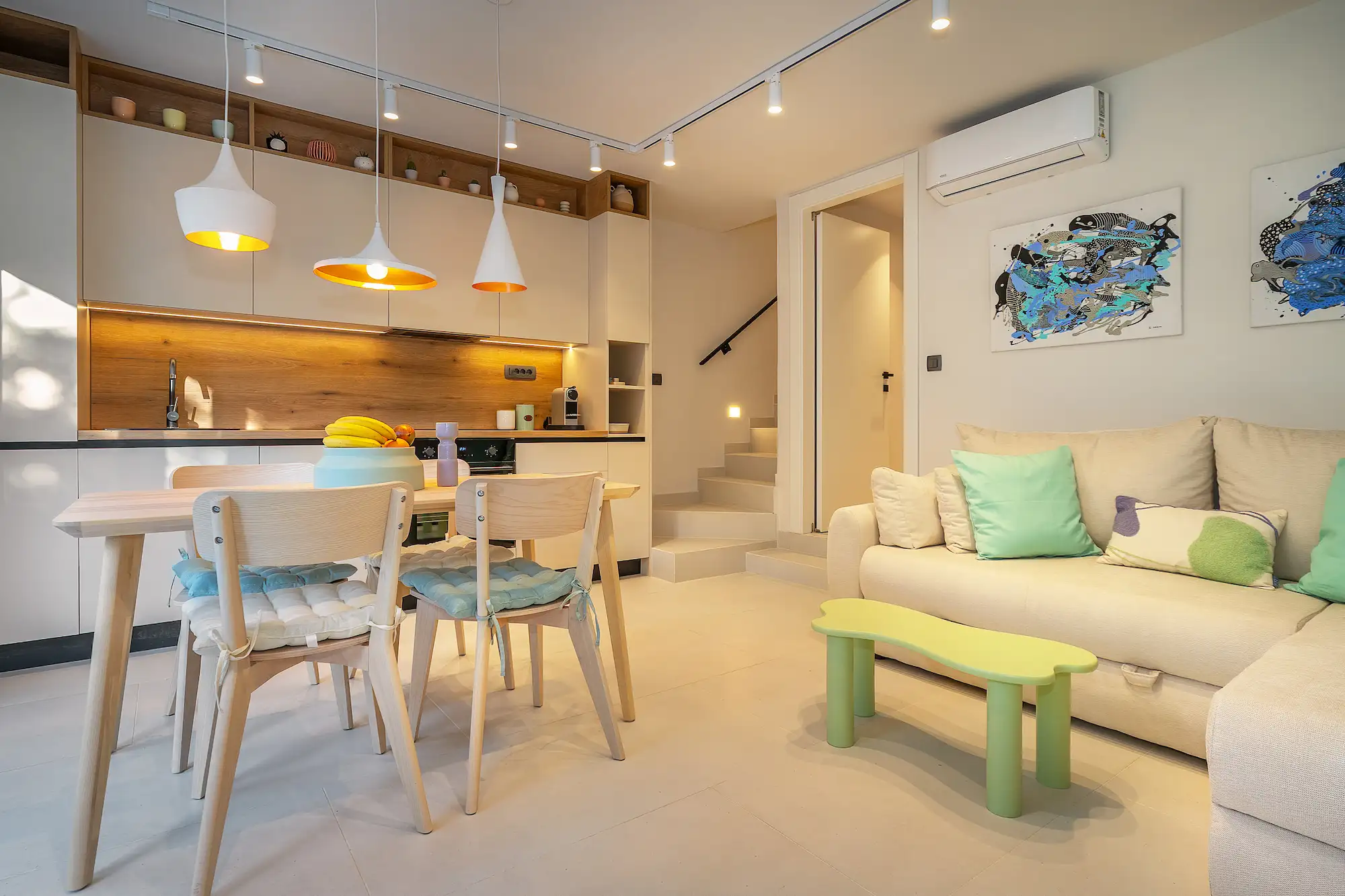 House Maxim - Living Room